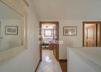 018_WEB.jpg - Mansarda V. Ungheria, Grottaferrata - foto 17