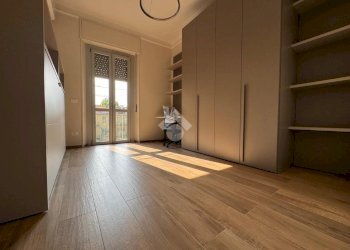 Four-room apartment Via Giuseppe Borsalino, Alessandria - photo 3
