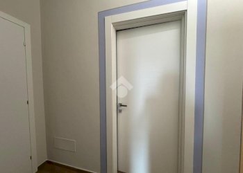 Four-room apartment Via Giuseppe Borsalino, Alessandria - photo 13