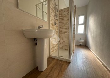 Four-room apartment Via Giuseppe Borsalino, Alessandria - photo 37