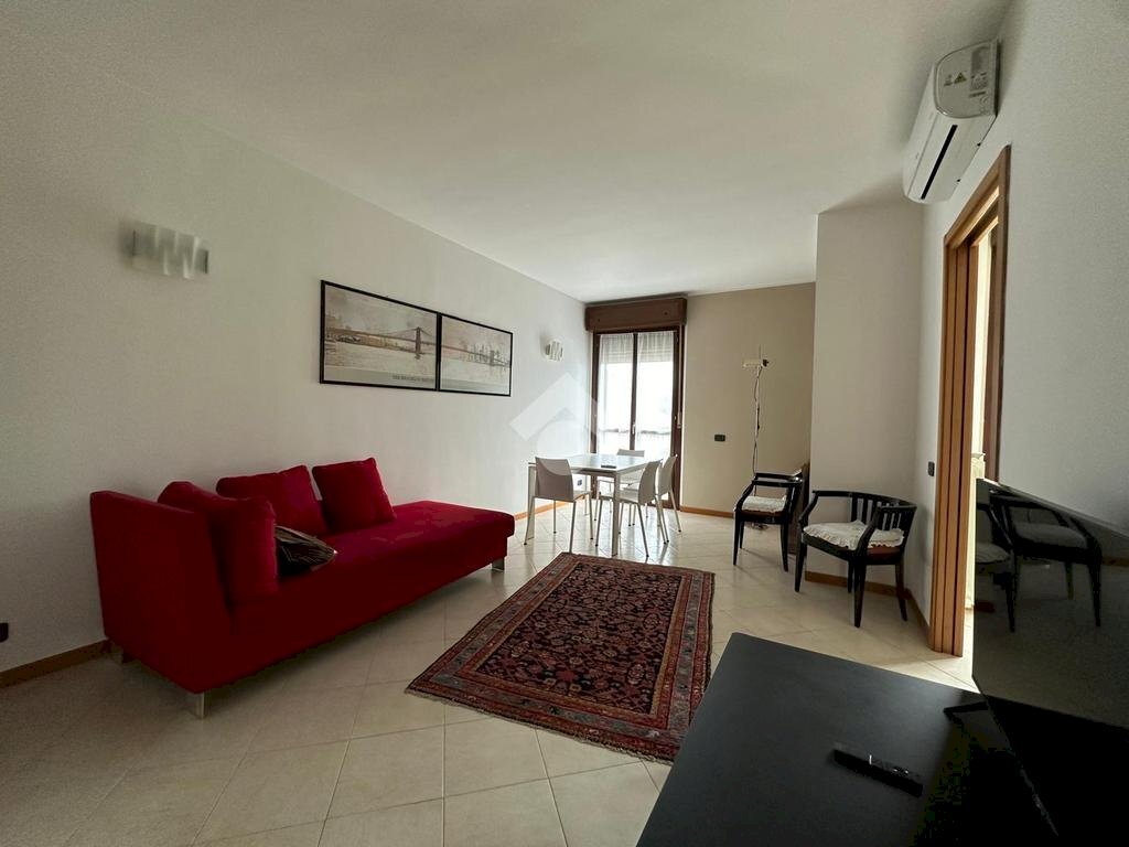 Two-room apartment Via Conte Di Biandrate, Novara - photo 1