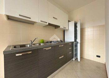 Two-room apartment Via Conte Di Biandrate, Novara - photo 3
