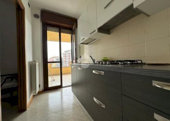 Two-room apartment Via Conte Di Biandrate, Novara - photo 4