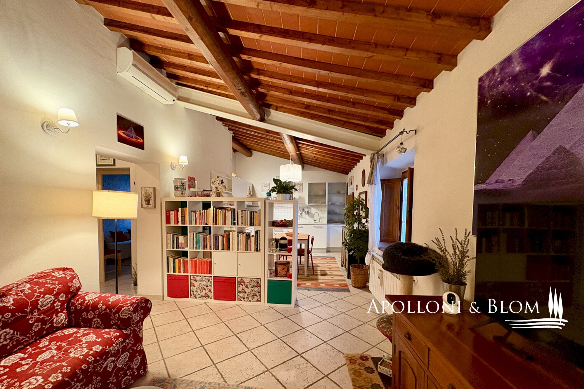 Four-room apartment Viale 2 Giugno, 17, Tavarnelle Val di Pesa - photo 1