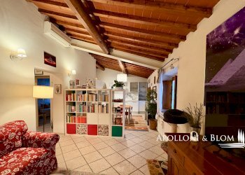 Quadrilocale Viale 2 Giugno, 17, Tavarnelle Val di Pesa - foto 1