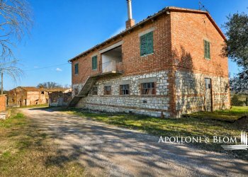 Rustic Via Barna, 31, Asciano - photo 1
