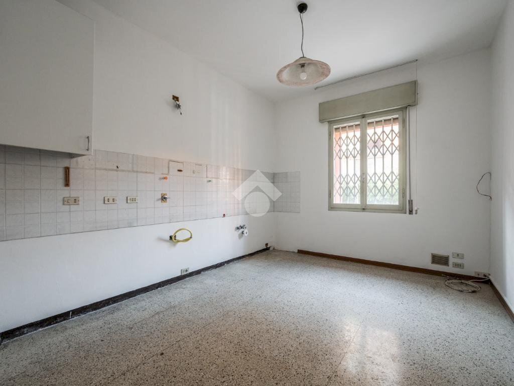 Three-room apartment Via Giovan Battista Cortesi, Bologna (neighborhood Murri) - photo 2