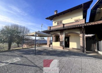 Independent house Sanfrè - photo 2