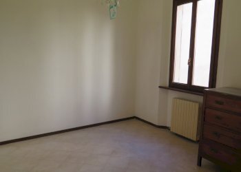 camera1 - Four-room apartment Bologna (neighborhood Marconi) - photo 9