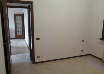 camera2 - Four-room apartment Bologna (neighborhood Marconi) - photo 11
