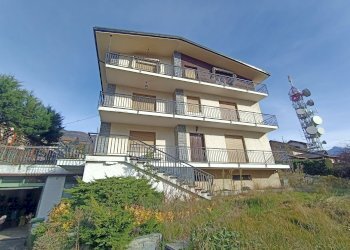 Three-family Villa Saint-Vincent - photo 2