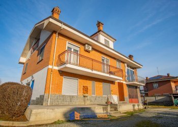 Independent house Polonghera - photo 1