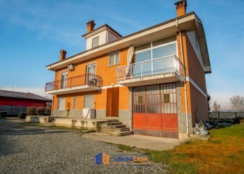 Independent house Polonghera - photo 2