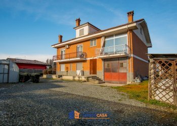 Independent house Polonghera - photo 3