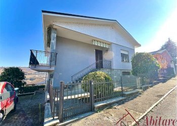 Villa Via guido chiampo, 9, Alba - photo 2