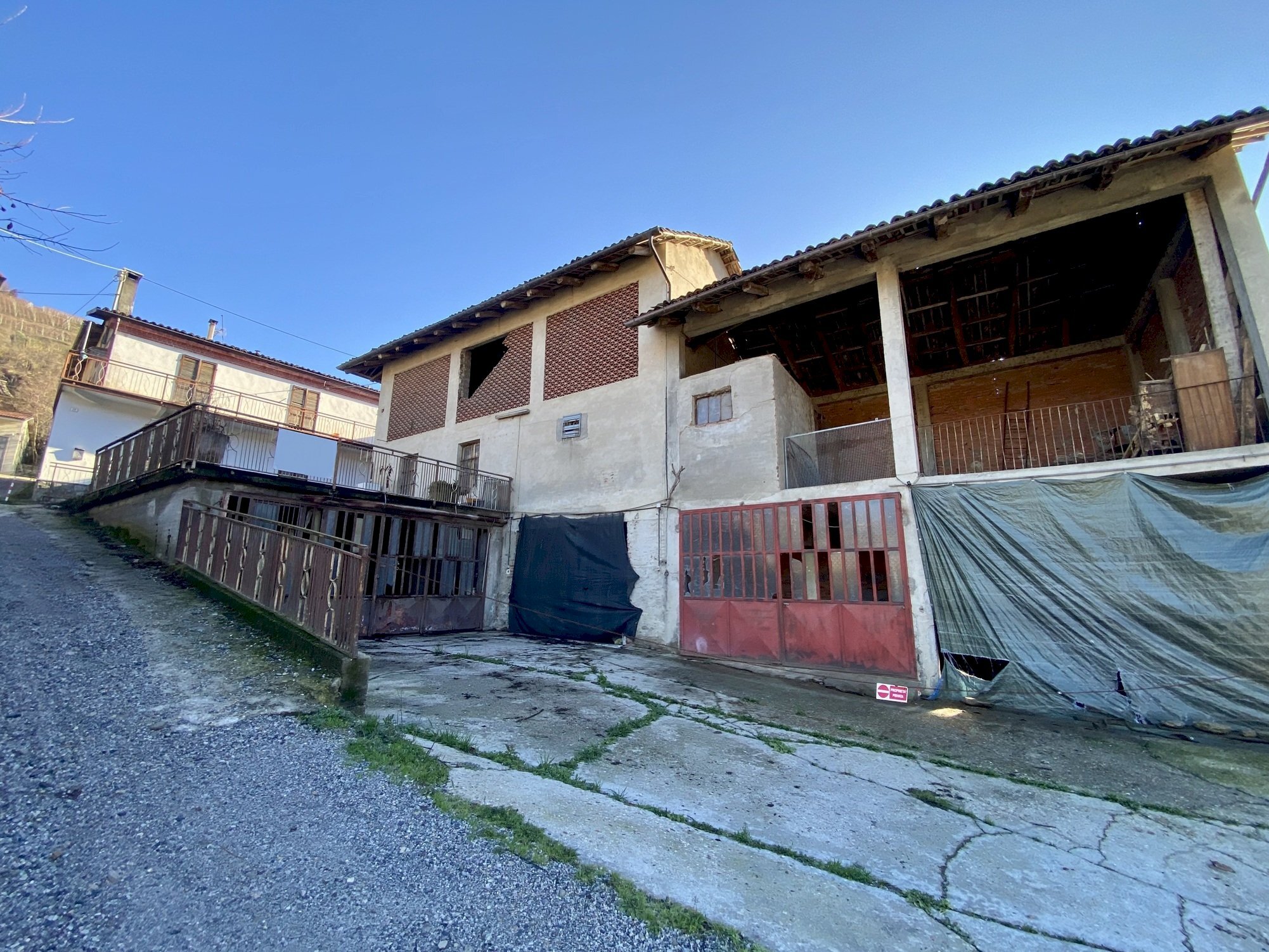 Independent house Sinio - photo 1