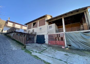 Independent house Sinio - photo 1