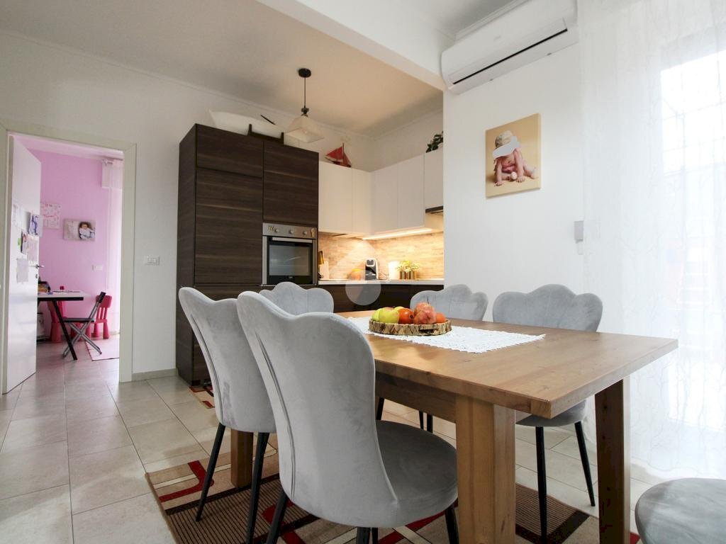 Quadrilocale Viale Adolfo e Adelina Devoto, Chiavari - foto 1