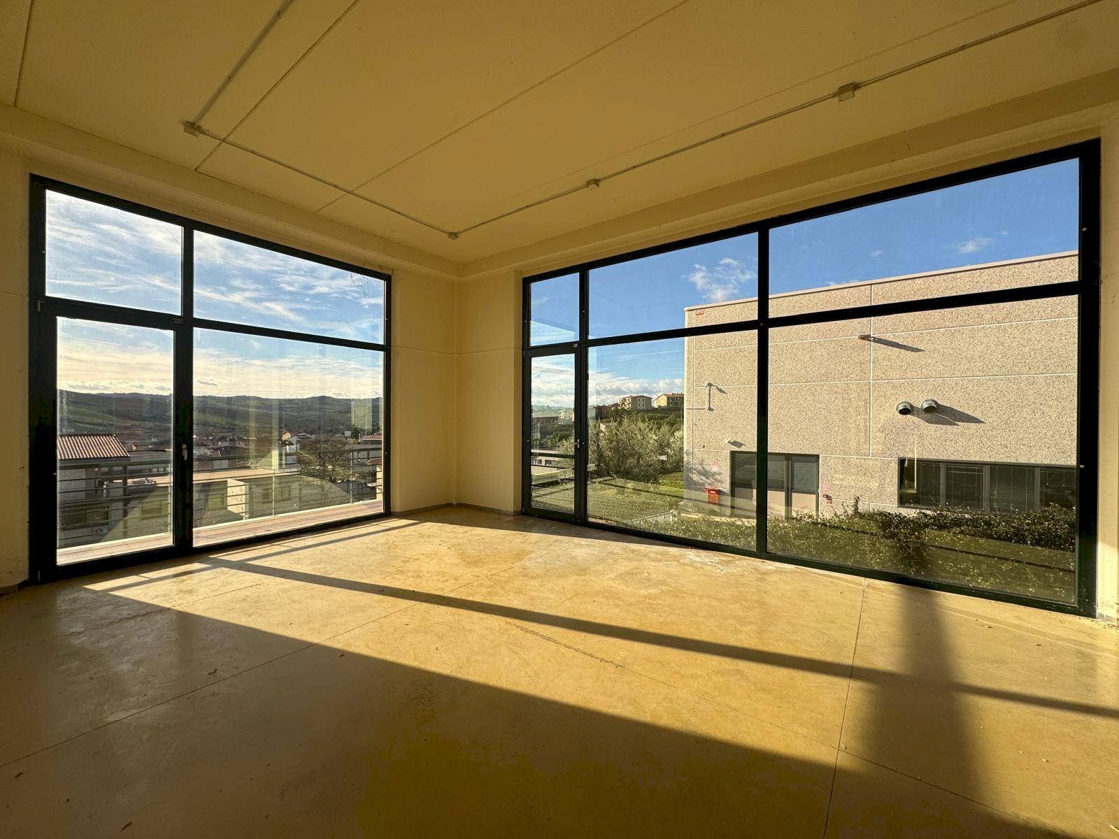 Foto 2 - Locale Commerciale Porto San Giorgio - foto 2