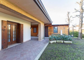 Foto 37 - Villa Via Vittorio Veneto
 
41, Casale sul Sile - foto 37