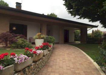 Foto 48 - Villa Via Vittorio Veneto
 
41, Casale sul Sile - foto 48