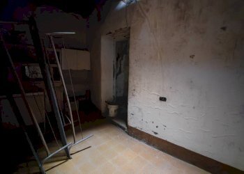 Foto 11 - Trilocale piazza sant'angelo
 
13, Vallecorsa - foto 11