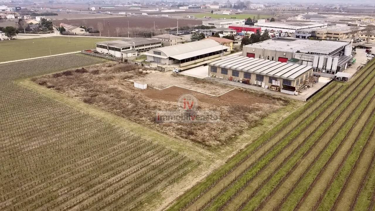 Foto 2 - Terreno edificabile VIA DEL LAVORO, Montebello Vicentino - foto 2