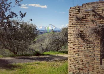 Foto 2 - Independent house C.da Ferretti
 
38, Castorano - photo 2