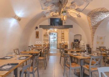 Foto 12 - Commercial Activity Via Santo Stefano
 
25, Casamassima - photo 12