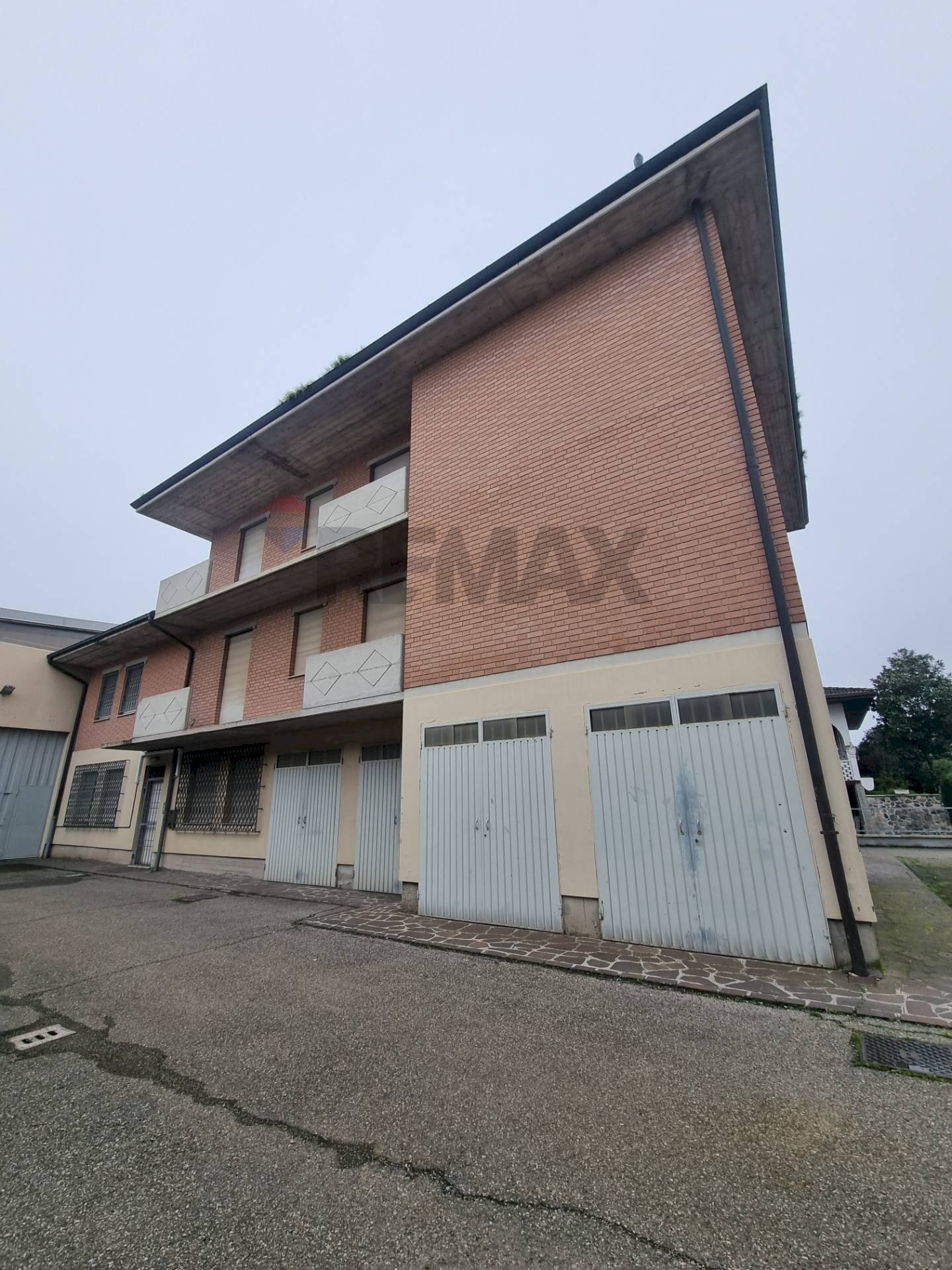 Appartamento via Emilia Ovest, 87
Castelfranco Emilia, Castelfranco Emilia - foto 2