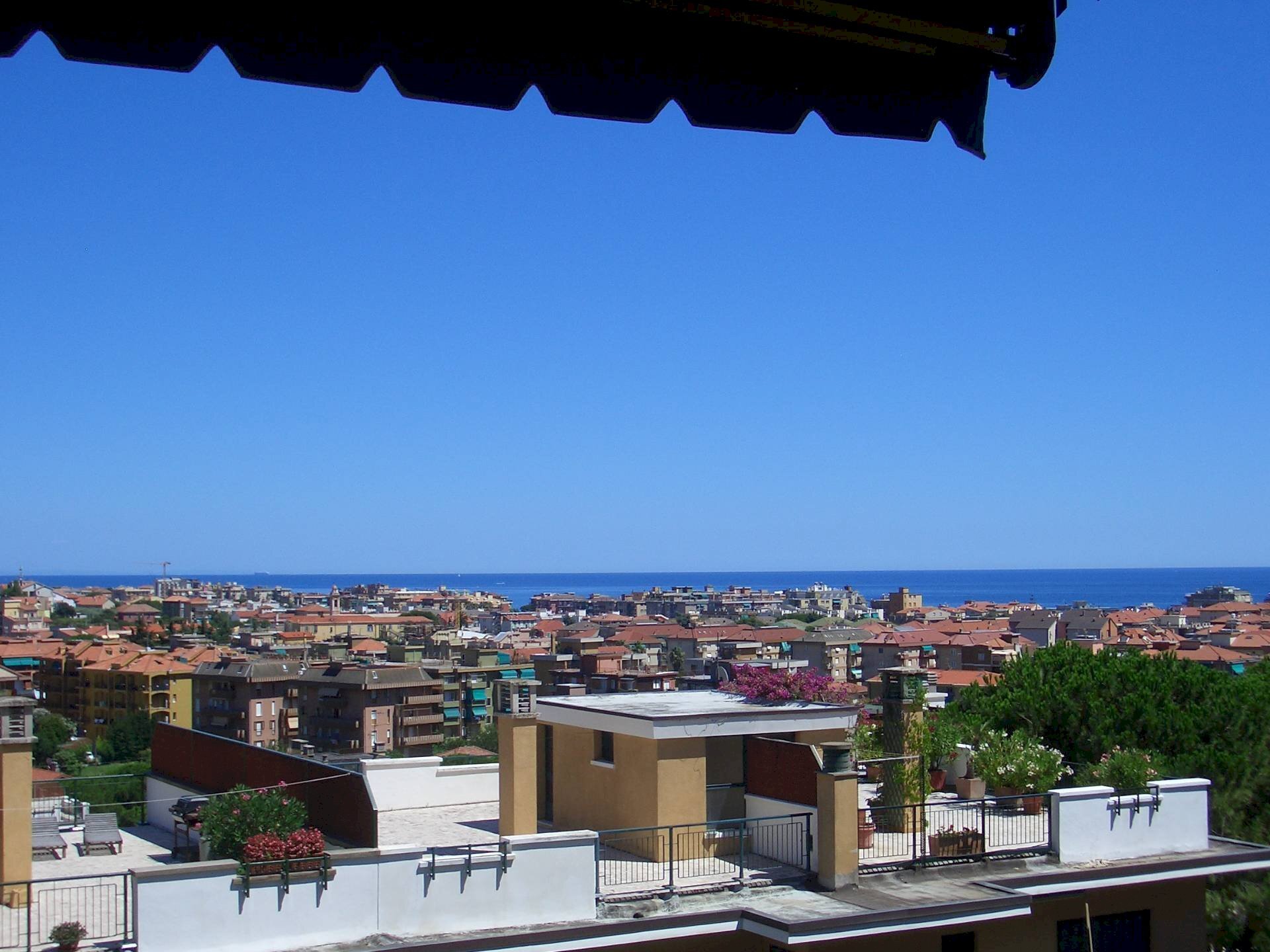 Foto 1 - Appartamento francesco crispi
 
345, Pietra Ligure - foto 1