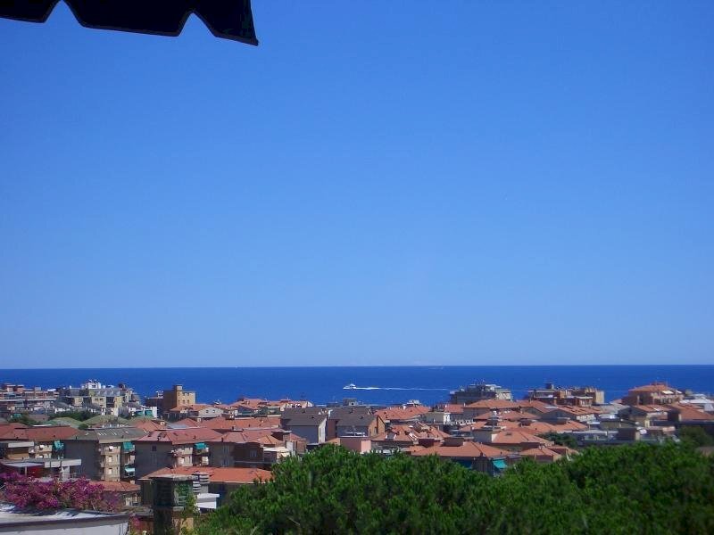 Foto 2 - Appartamento francesco crispi
 
345, Pietra Ligure - foto 2