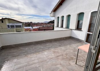 Foto 3 - Attico via nicolò morelli
 
12, Pietra Ligure - foto 3