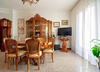 Sala da pranzo - Quadrilocale via Gandhi
 
2, Rho - foto 7