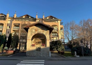 Edificio all\'aperto - Locale Commerciale via Garibaldi
 
37, Malnate - foto 13