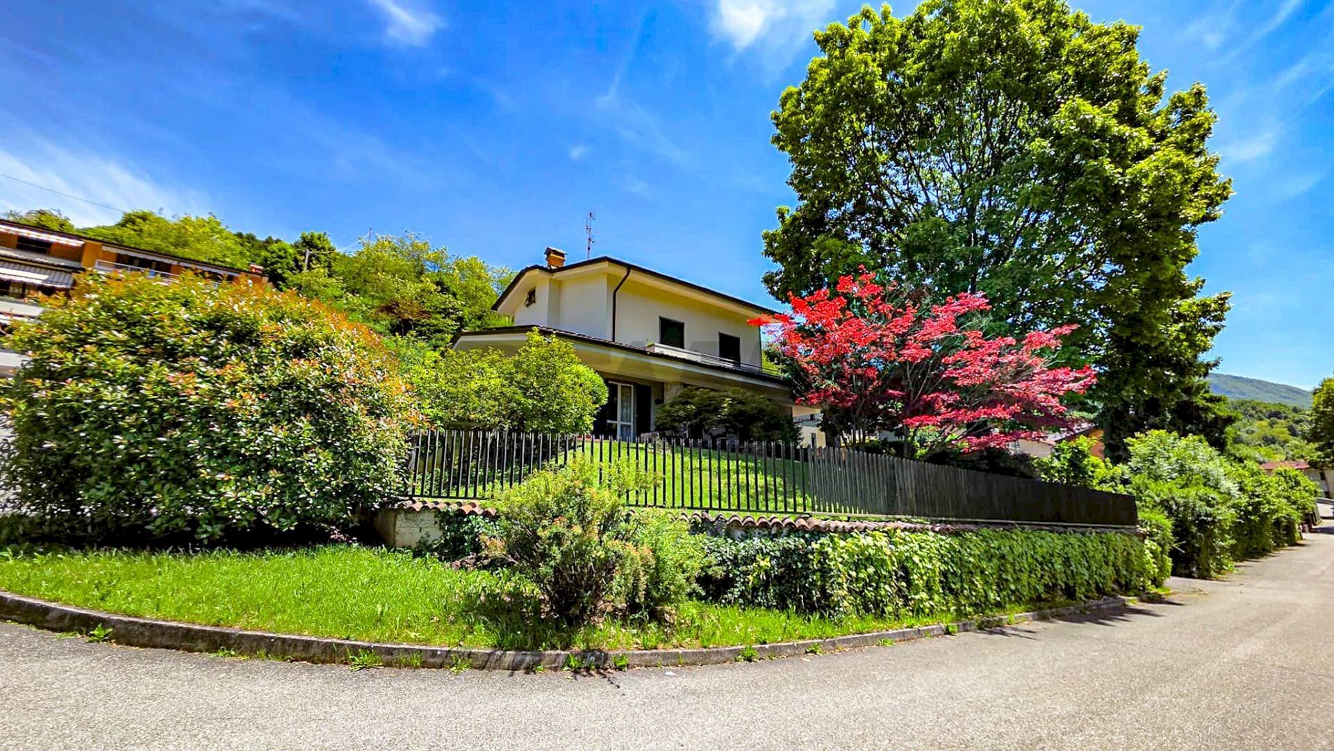 Casa all\'aperto - Villa Via Don Angelo Testa
 
14, San Giovanni Bianco - foto 2