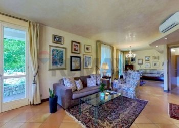 Soggiorno - Villa Via Don Angelo Testa
 
14, San Giovanni Bianco - foto 14