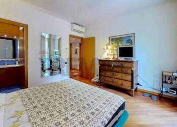 Camera / camera da letto - Villa Via Don Angelo Testa
 
14, San Giovanni Bianco - foto 39