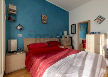 Camera / camera da letto - Trilocale VIA L. PAPI
 
6, Varese - foto 16