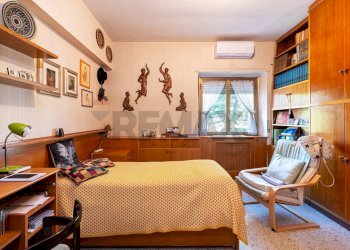 Camera / camera da letto - Trilocale Via Camillo Peano
11, Roma - foto 16