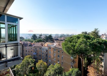 Edificio all\'aperto - Trilocale Via Camillo Peano
11, Roma - foto 22