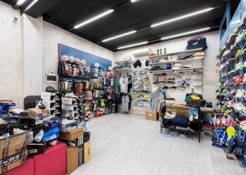 Dispensa di stoccaggio - Negozio via varrone
 
23, Pomezia - foto 6