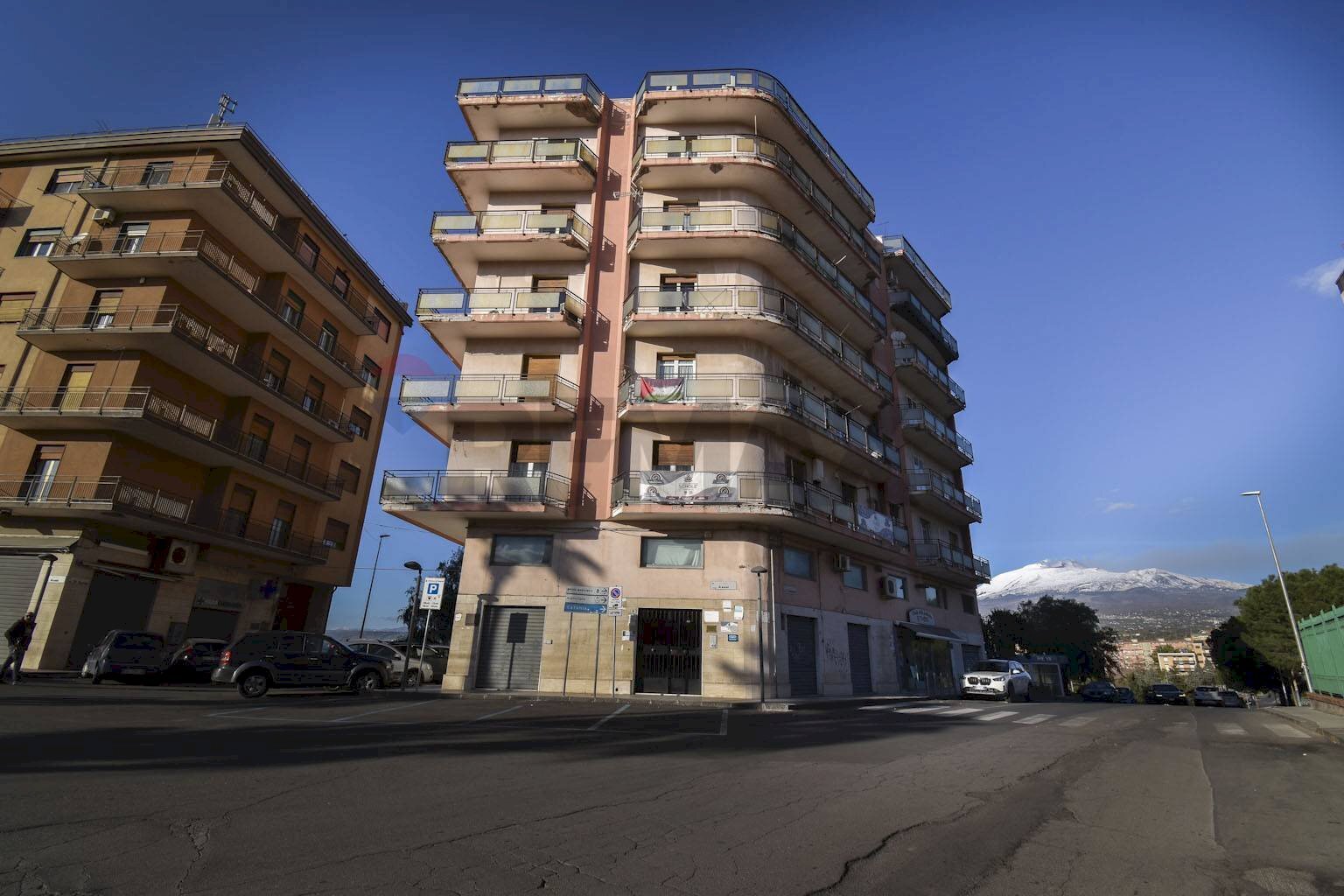 Edificio all\'aperto - Appartamento Largo Assisi
 
6, Paterno - foto 1