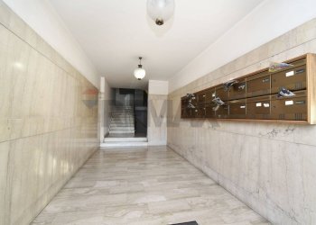 Ricezione / Lobby - Appartamento Largo Assisi
 
6, Paterno - foto 2