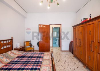 Camera / camera da letto - Four-room apartment Via Sebastiano Scamporlino
 
6, Francofonte - photo 15