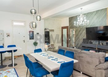 Sala da pranzo - Trilocale Via Fossa
 
22, Acireale - foto 3