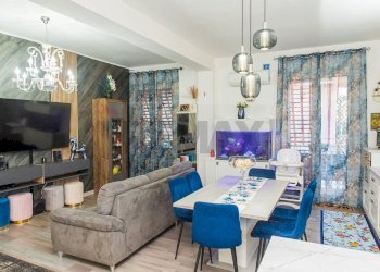 Sala da pranzo - Trilocale Via Fossa
 
22, Acireale - foto 7