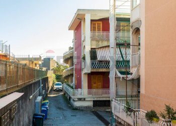 Edificio all\'aperto - Trilocale Via Fossa
 
22, Acireale - foto 17