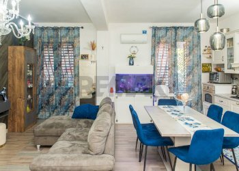 Sala da pranzo - Trilocale Via Fossa
 
22, Acireale - foto 11