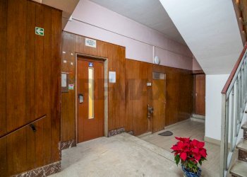 Ricezione / Lobby - Four-room apartment Via Sebastiano Scamporlino
 
6, Francofonte - photo 4